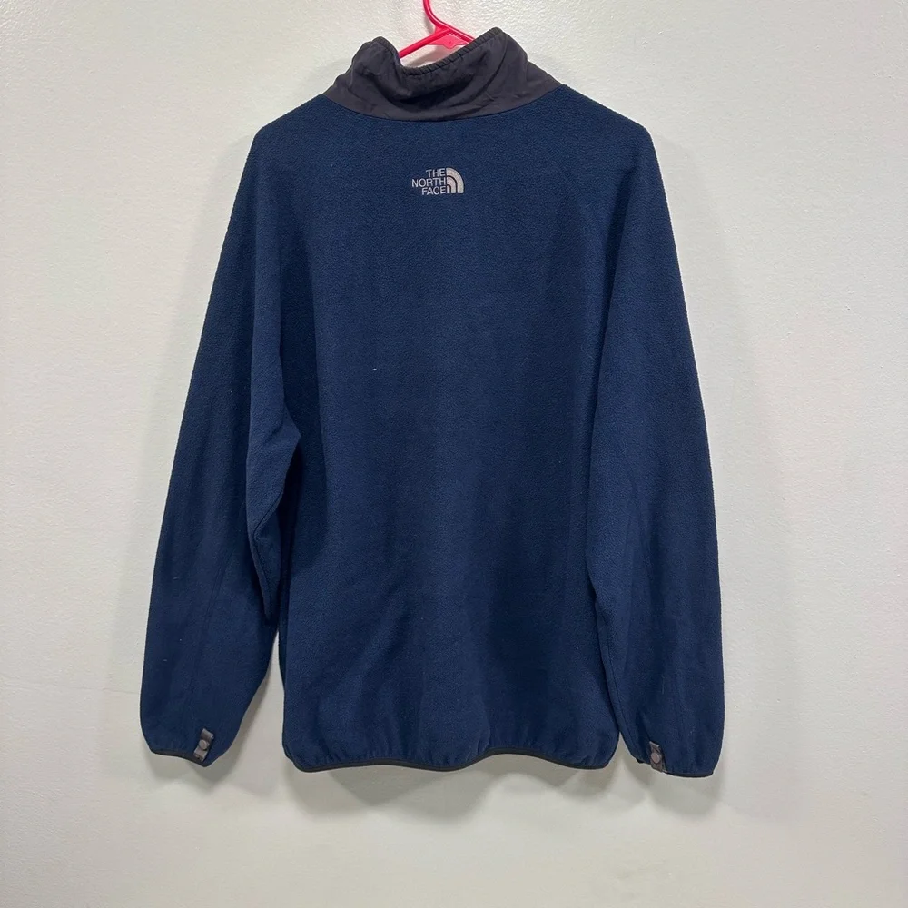The North Face Navy Fleece zip up Jacket men’s Size XL!